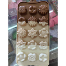 MOLDE SILICONA TRICOLOR 15 BOMBONES FLORES